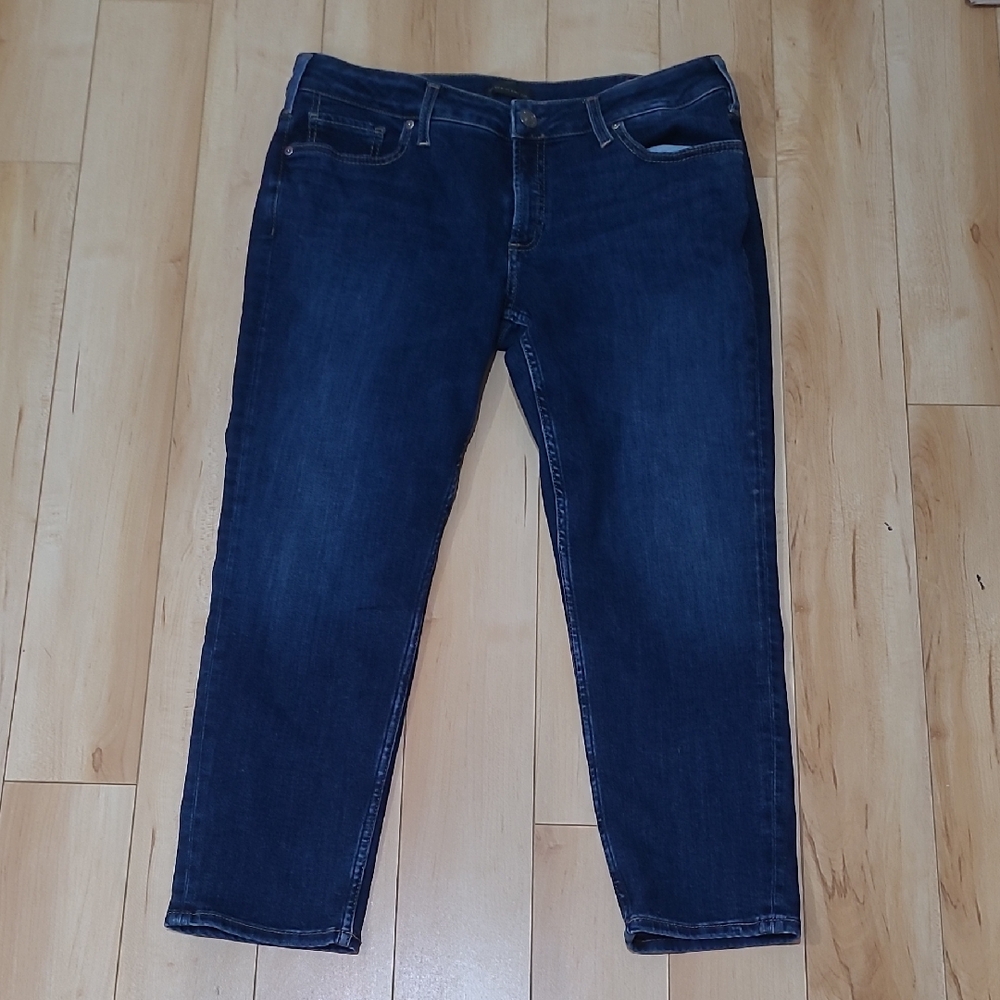 Silver Jeans Women's Size W34/L25 Suki Skinny Crop Jeans
